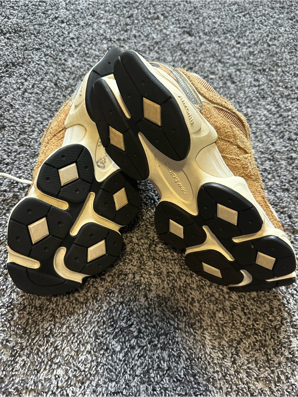 NEW BALANCE 9060 in Great Plains Women's size 7 - Picture 13 of 14